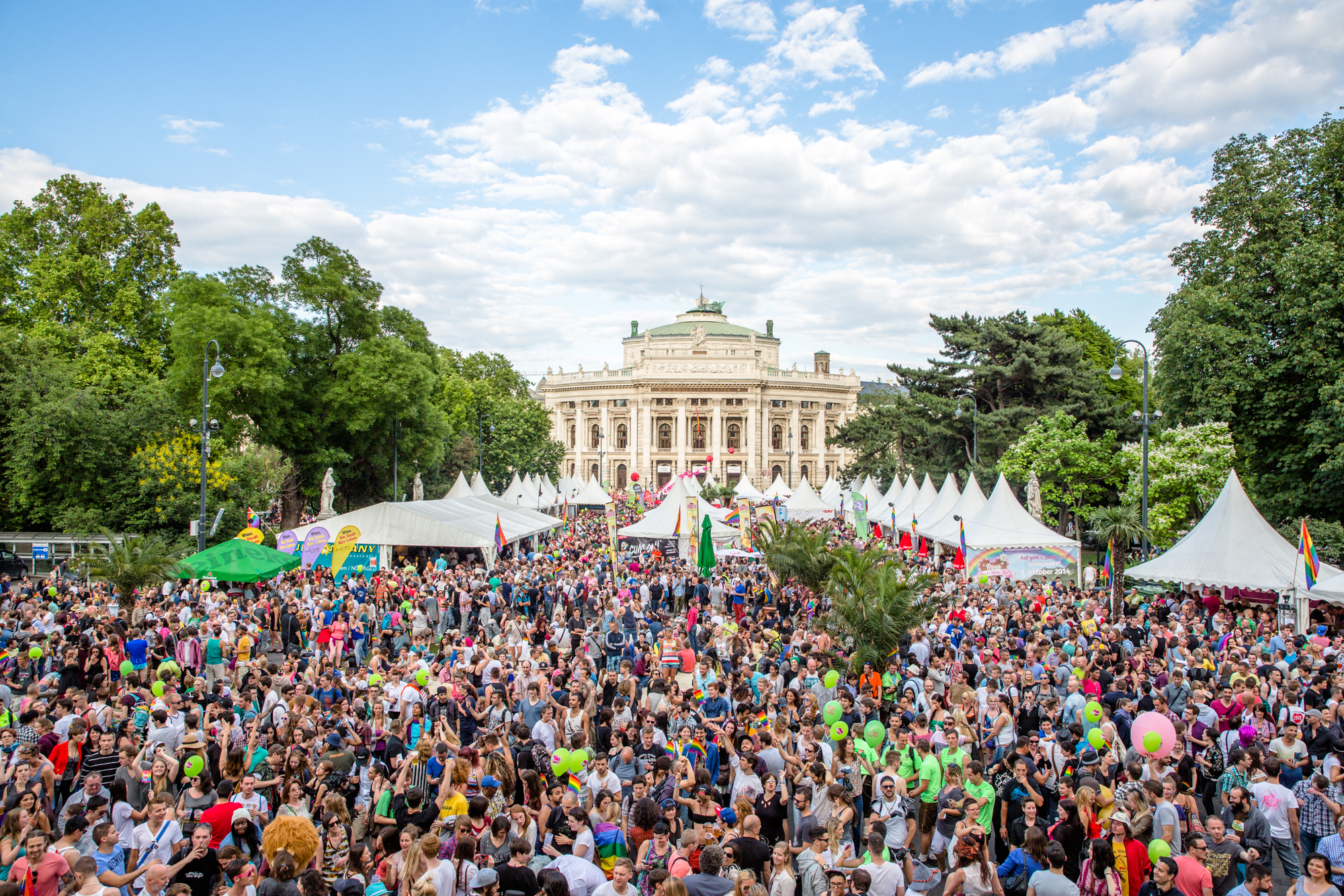 Pride Village 2014 Rathausplatz